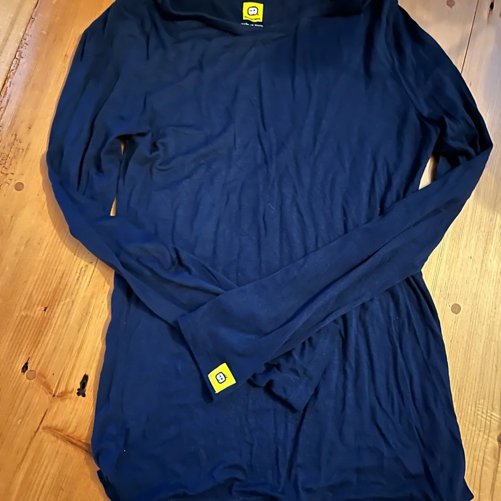 Wink brand underscrub top navy blue - Picture 2 of 3